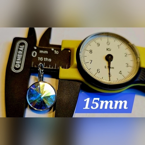 NEW Swarovski Dark Brown Round 15mm Crystal Leverback dangle earrings. Sparkling - Picture 2 of 5